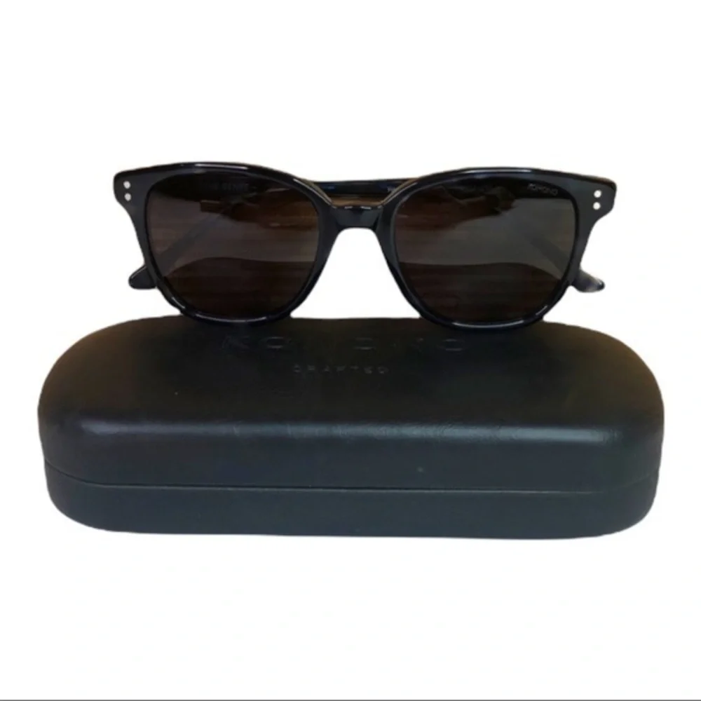 KOMONO sunglasses Renee Indigo blue Demi
